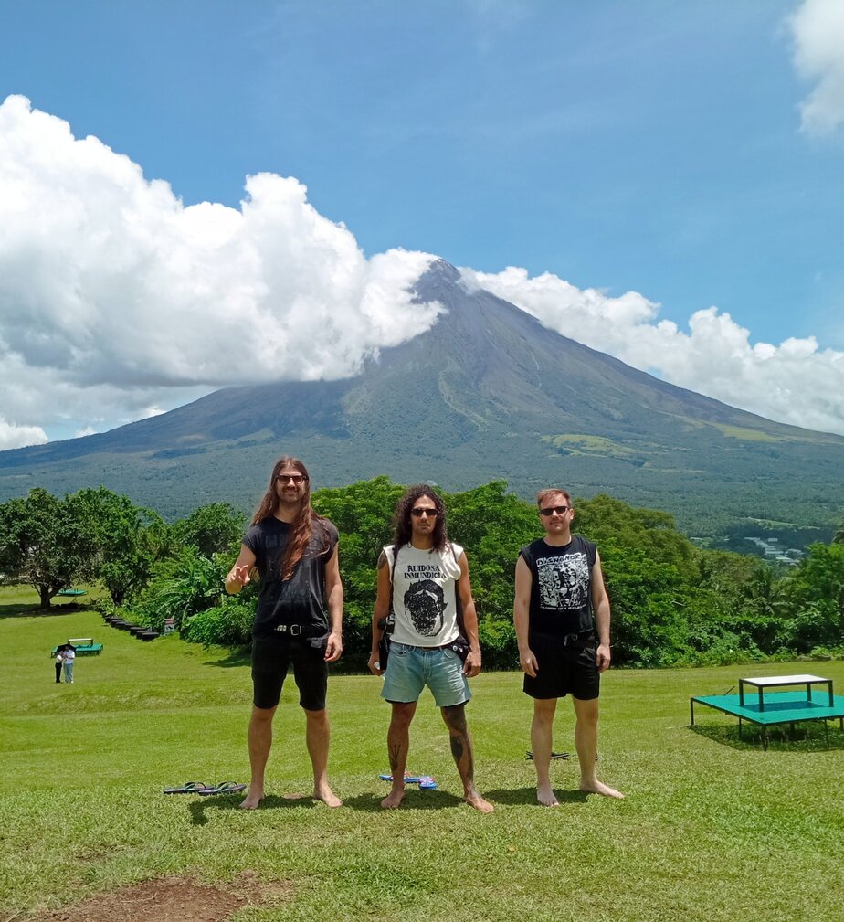 dirty-wombs-philippines-dino